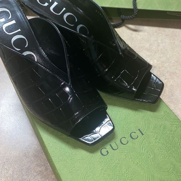 Crocodile Gucci mules - Picture 3 of 6